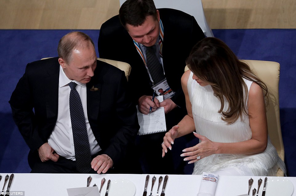 https://aftershock.news/sites/default/files/u17719/42207D6C00000578-4675832-DINNER_DIPLOMACY_At_the_G20_Friday_night_couples_were_split_up_d-a-122_1499460224625.jpg
