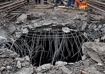 Генерал Картаполов, киевские мосты через Днепр и поддельное фото большой дыры на Южном мосту (Владимир Маслов)