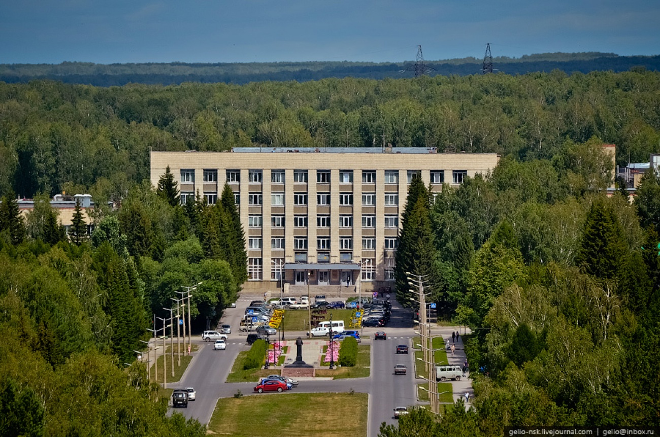 Академия наук отделения. Институт ядерной физики Новосибирск. Академгородок Новосибирск ИЯФ. Академгородок Новосибирск институт ядерной физики. Институт ядерной физики им. г. и. Будкера.