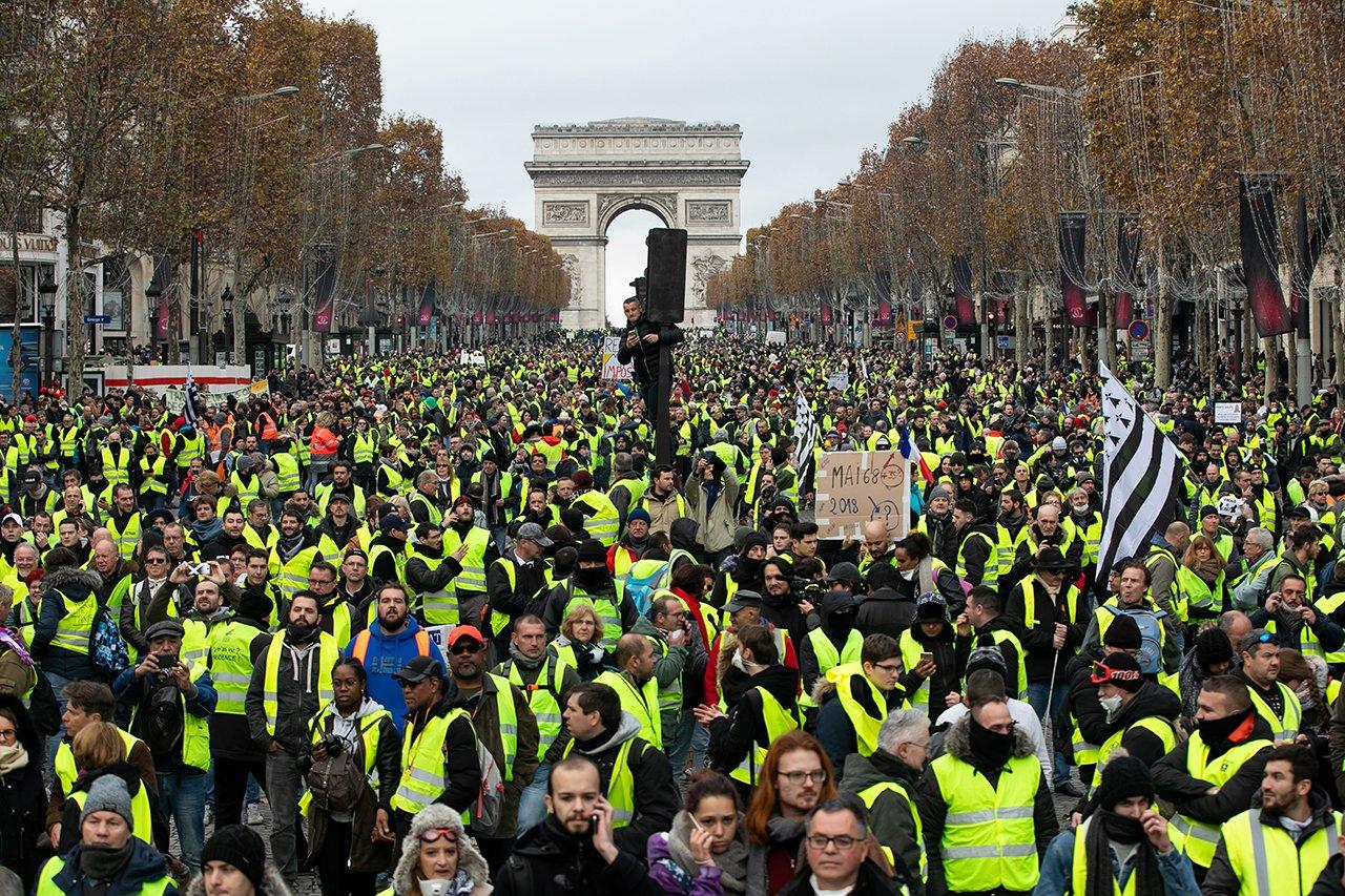 Желтое движение. Движение жёлтых жилетов во Франции. Протестное движение 