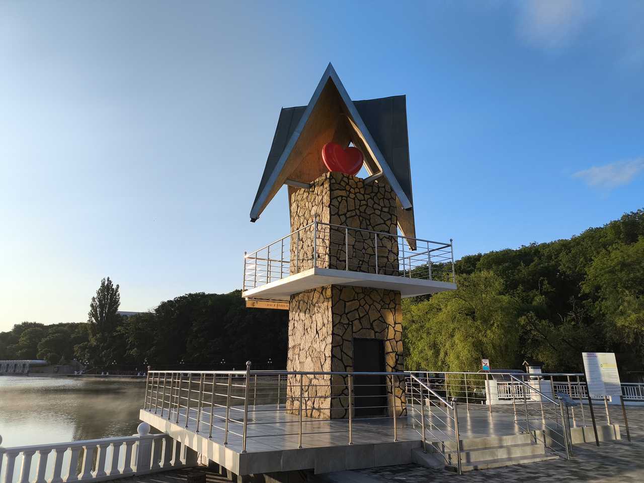 Сердце города Железноводск находится в тереме на берегу озера