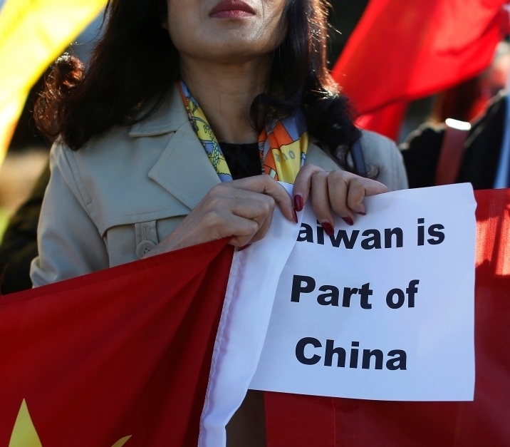 Премьер Китая, Ли Кэцян, предлагает Тайваню воссоединение (mimoshel)