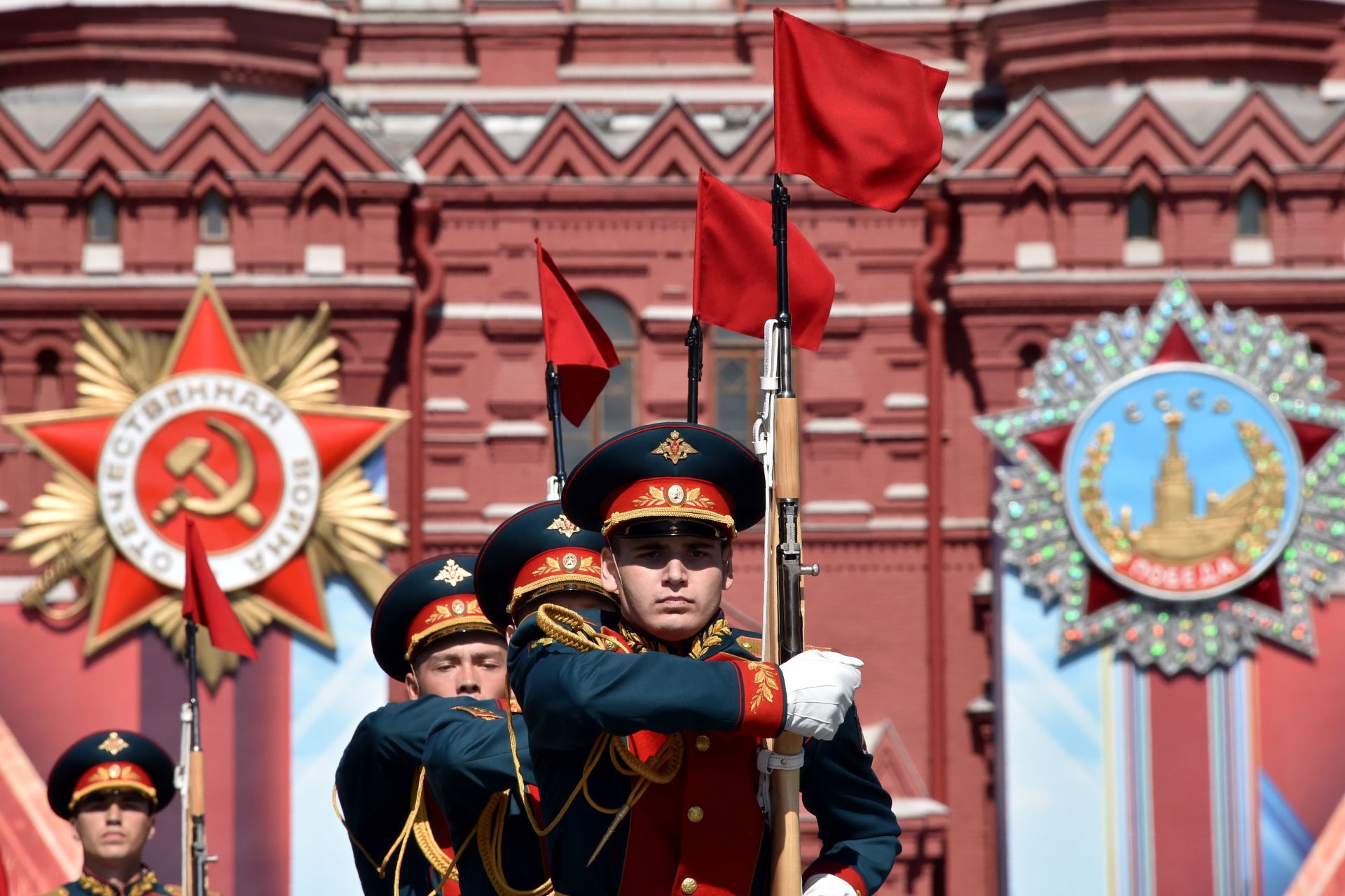 Победа москва. Парад 9 мая в Москве 2022 на красной площади. 9 Мая парад Победы в Москве. Парад на красной площади 9 мая. Парад Победы 2022 в Москве.