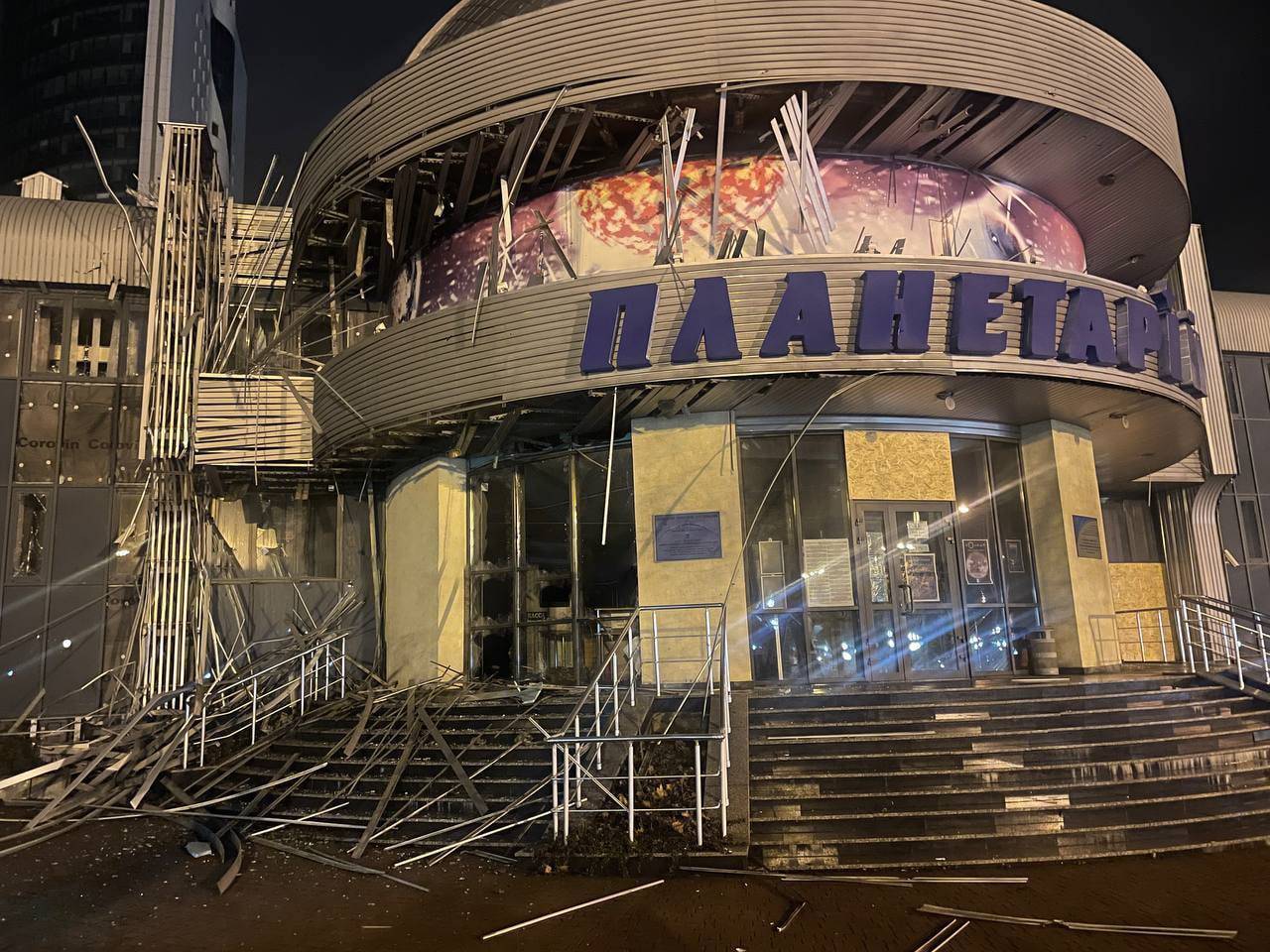 Газета Суть Времени • Донецк под обстрелами — живет